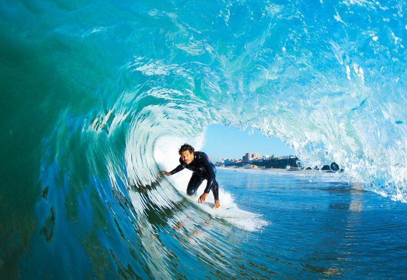 Surf: o desporto de deslizar sobre as ondas | Foto: Shutterstock